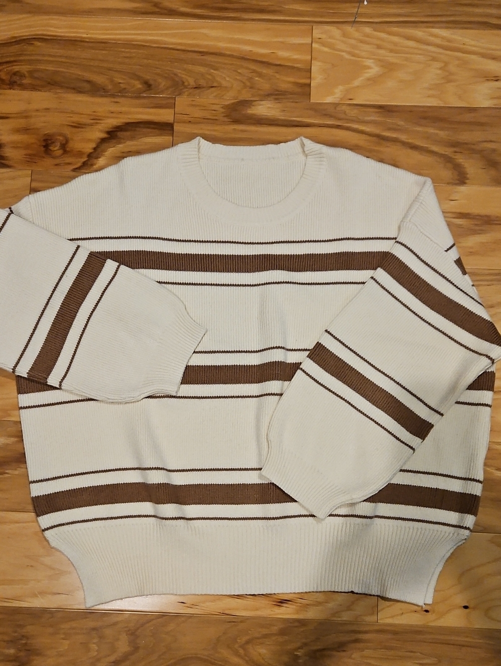 Womens Baltic Born Crew Neck Sweater Cream And Brown Size L